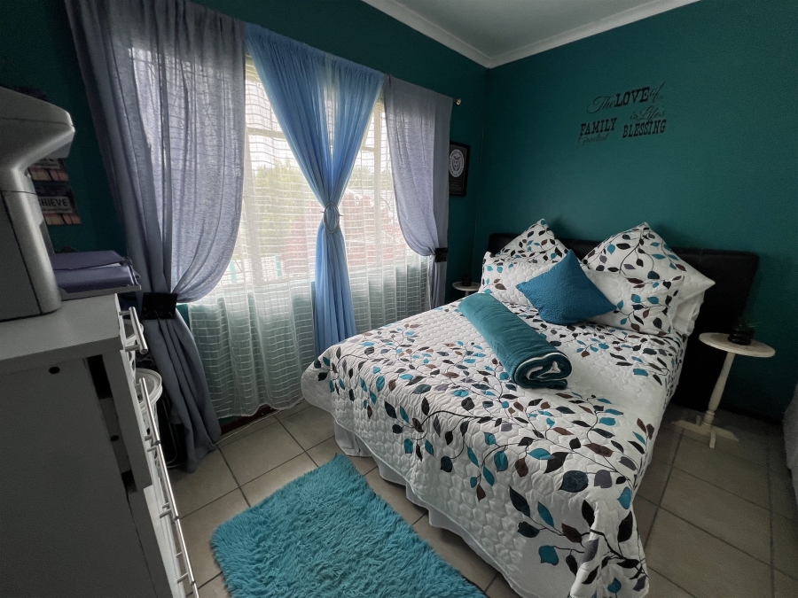 4 Bedroom Property for Sale in Amalinda North Eastern Cape
